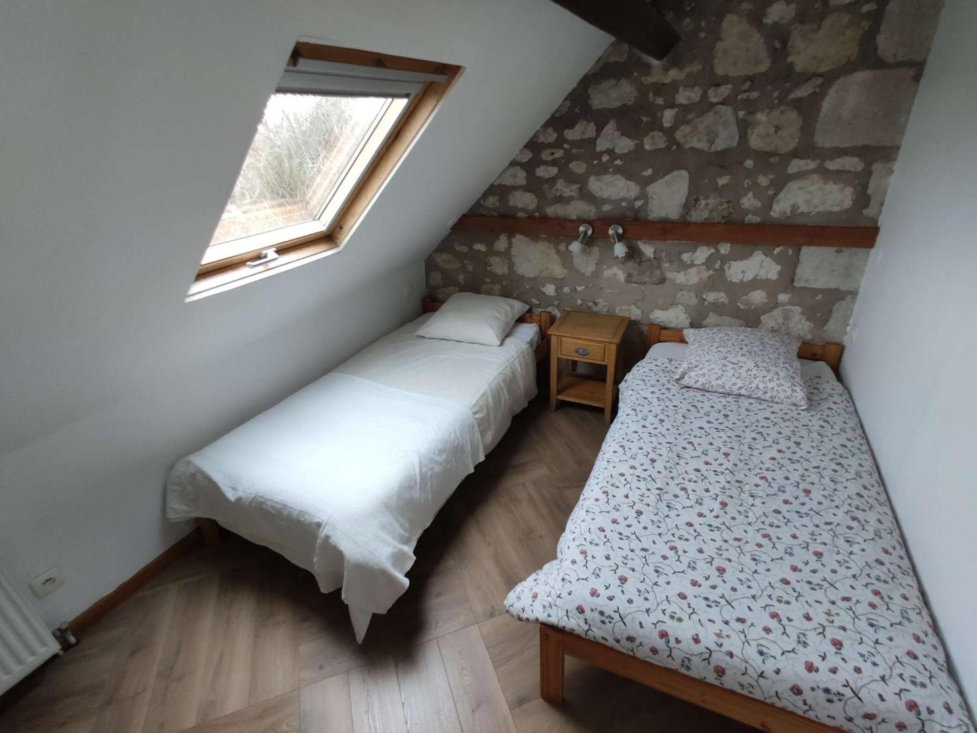 Gites Les Volets Rouges D'Allonnes Allonnes  Zimmer foto